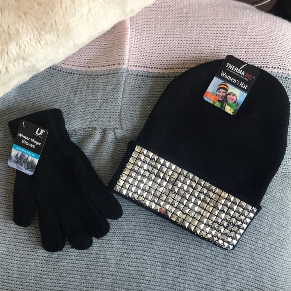 🧤☃️NWT ROCKSTAR HAT AND GLOVE SET!!☃️🧤 - Picture 3 of 8